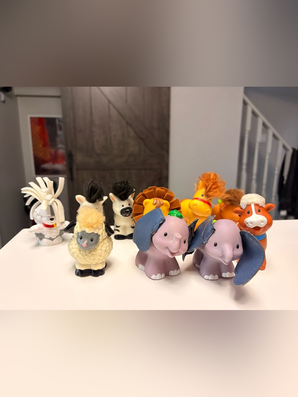 Fisher Price Little people touch & feel animals lot of 10